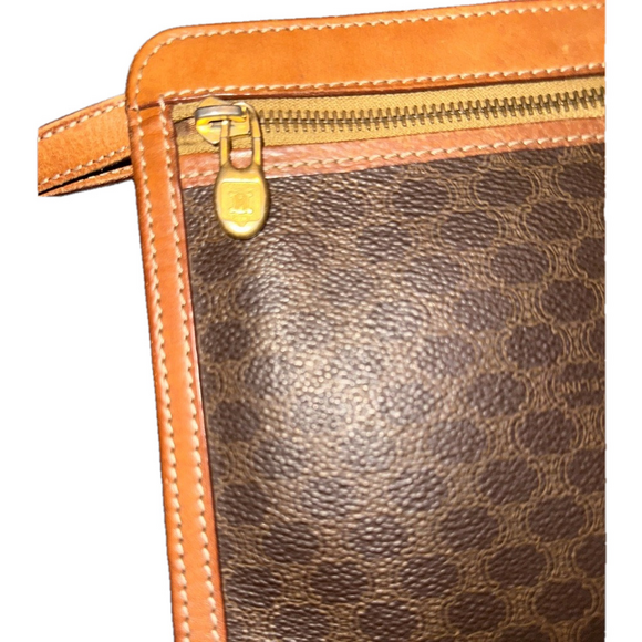 Celine Brown Clutch with Textured Fabric and Gold Zipper - Picture 4 of 9